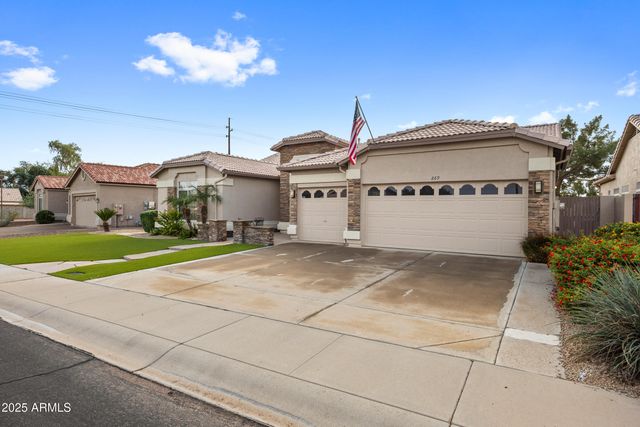 269 W EL FREDA Road, Tempe, AZ 85284