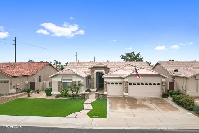 269 W EL FREDA Road, Tempe, AZ 85284