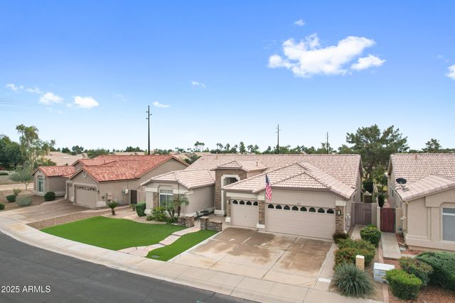 269 W EL FREDA Road, Tempe, AZ 85284