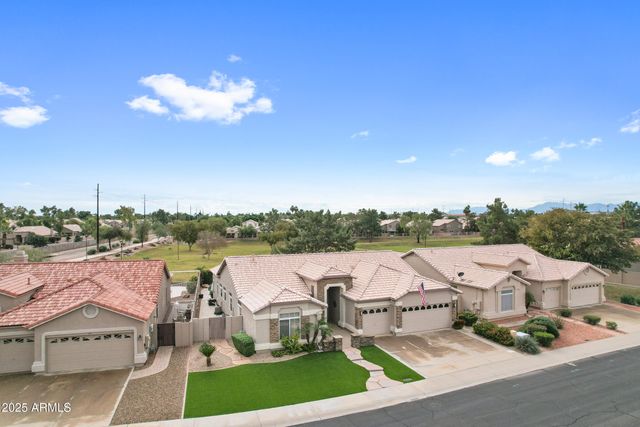 269 W EL FREDA Road, Tempe, AZ 85284