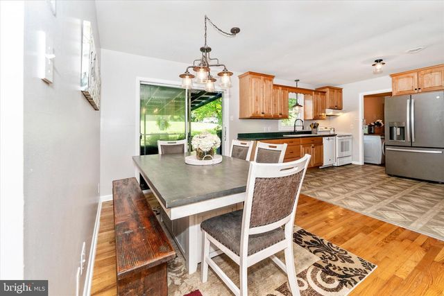 9708 FERNWOOD LN, Hagerstown, MD 21740