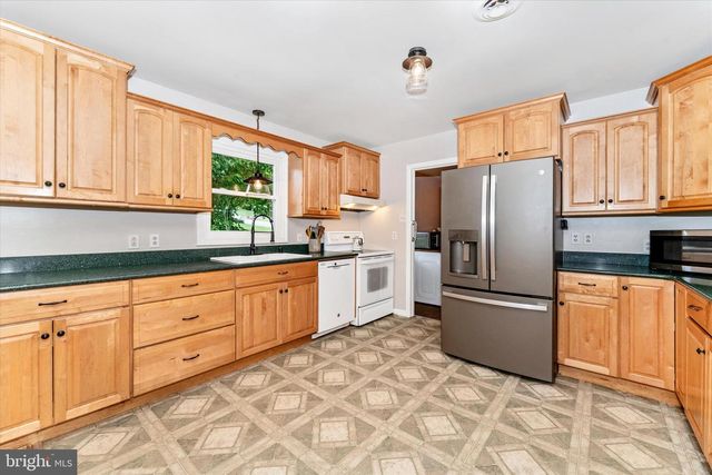 9708 FERNWOOD LN, Hagerstown, MD 21740