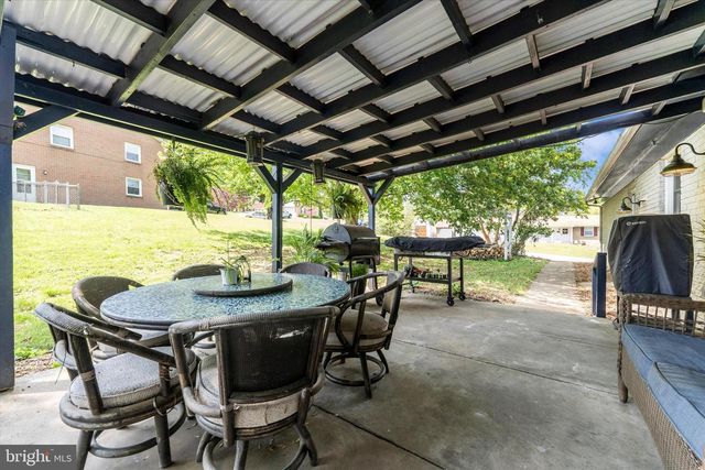 9708 FERNWOOD LN, Hagerstown, MD 21740