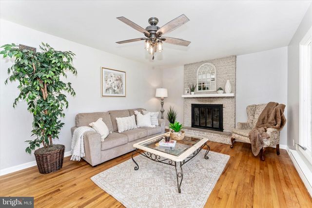 9708 FERNWOOD LN, Hagerstown, MD 21740