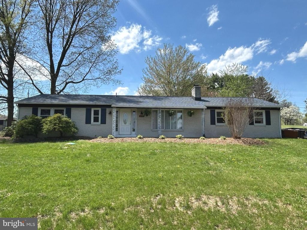 9708 FERNWOOD LN, Hagerstown, MD 21740