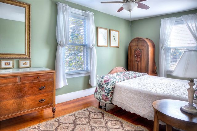 98 John Street, Newport, RI 02840