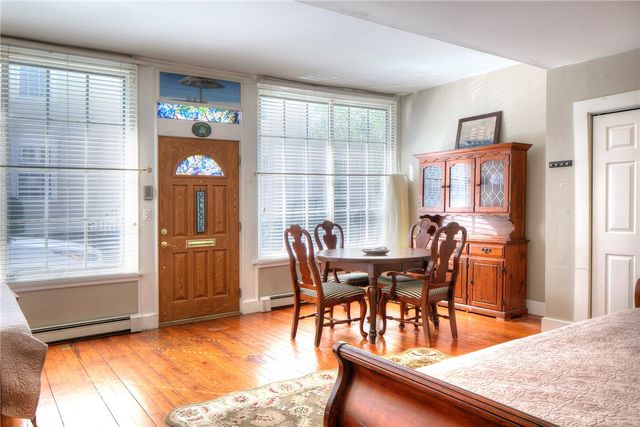 98 John Street, Newport, RI 02840