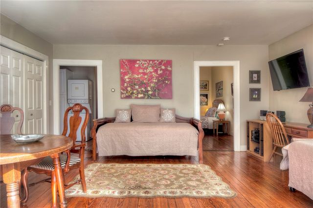 98 John Street, Newport, RI 02840