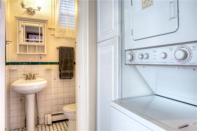 98 John Street, Newport, RI 02840