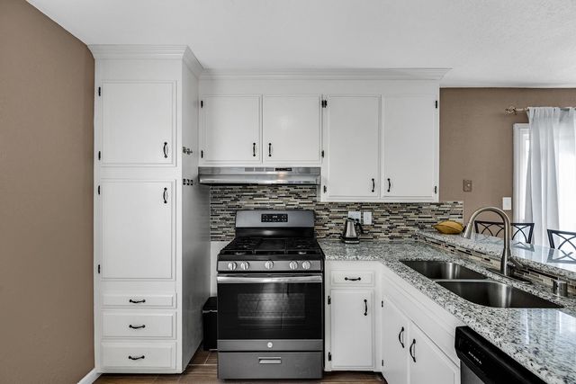 28477 Coleridge Ave, Hayward, CA 94544