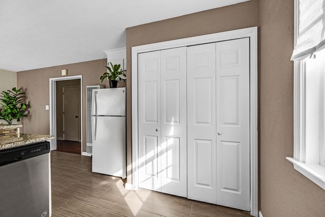 28477 Coleridge Ave, Hayward, CA 94544