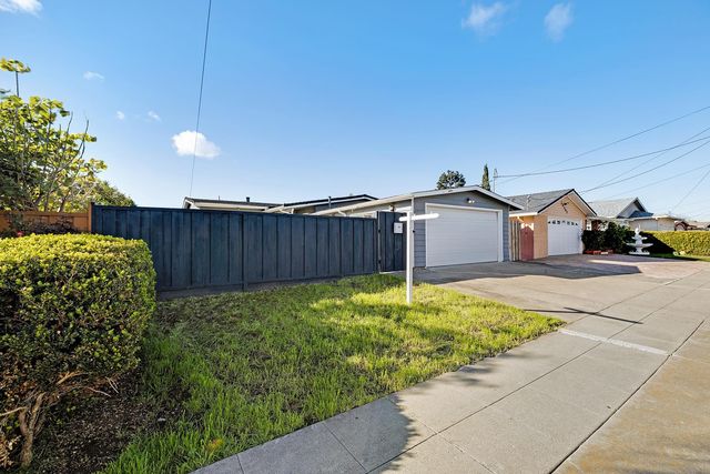 28477 Coleridge Ave, Hayward, CA 94544