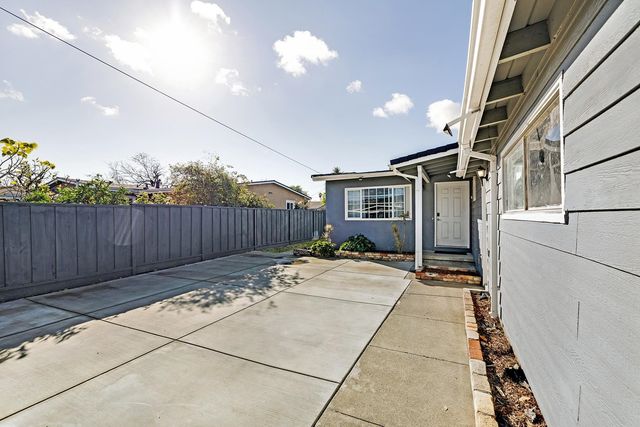 28477 Coleridge Ave, Hayward, CA 94544