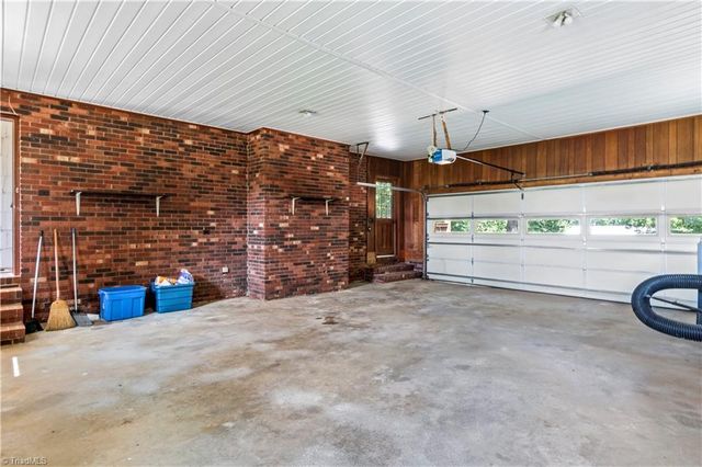 111 Earnhart Road, Pinnacle, NC 27043