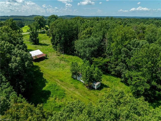 111 Earnhart Road, Pinnacle, NC 27043