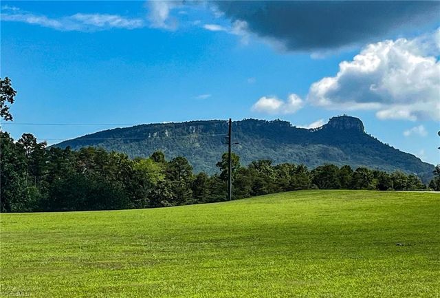 111 Earnhart Road, Pinnacle, NC 27043