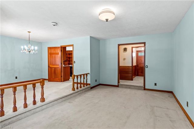 111 Earnhart Road, Pinnacle, NC 27043