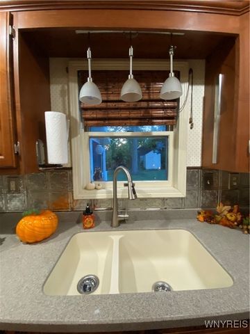 5862 Lakeview Terrace, Hamburg, NY 14085