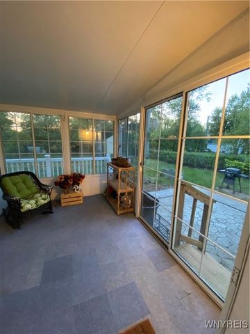 5862 Lakeview Terrace, Hamburg, NY 14085