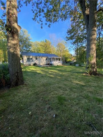 5862 Lakeview Terrace, Hamburg, NY 14085