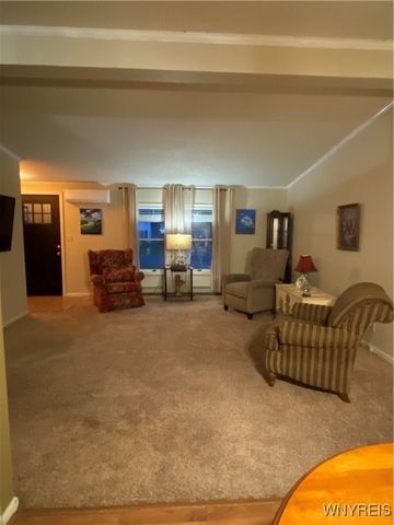 5862 Lakeview Terrace, Hamburg, NY 14085