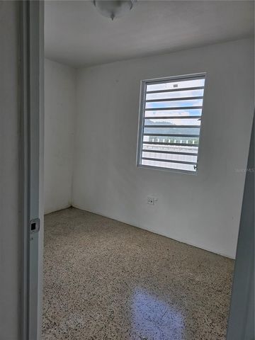 LOT 3 SECTOR EL JURUTUNGO BO. GUARAGAO, Bayamon, PR 00957