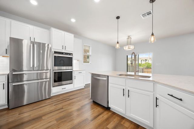 121 Kulmbacher DR, Austin, TX 78728