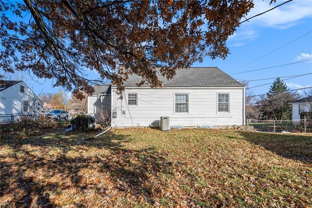 4325 NE 52nd Terrace, Kansas City, MO 64119