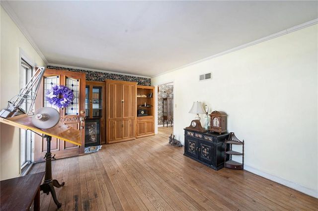 4325 NE 52nd Terrace, Kansas City, MO 64119