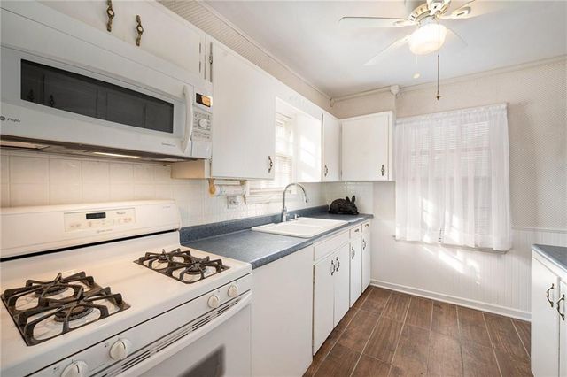 4325 NE 52nd Terrace, Kansas City, MO 64119