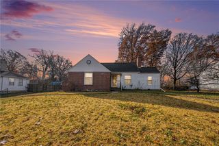 4325 NE 52nd Terrace, Kansas City, MO 64119