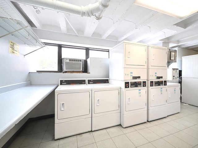 6030 N Sheridan Road 505, Chicago, IL 60660