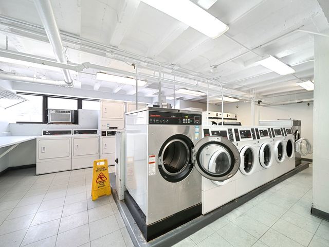 6030 N Sheridan Road 505, Chicago, IL 60660