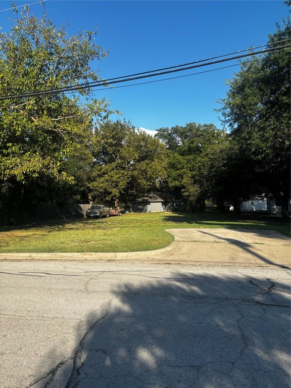 205 S Cottonbelt Avenue, Wylie, TX 75098