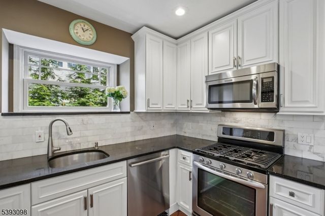 395 Meadowbrook Ln, South Orange Village Twp., NJ 07079