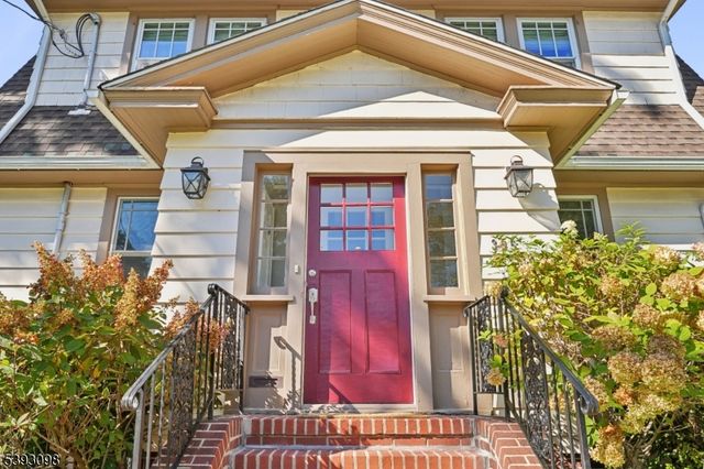 395 Meadowbrook Ln, South Orange Village Twp., NJ 07079