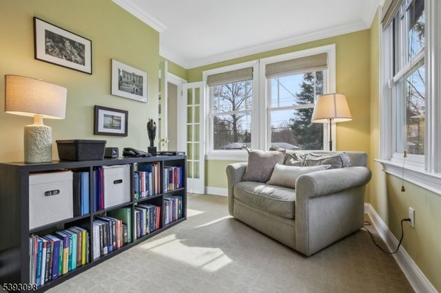 395 Meadowbrook Ln, South Orange Village Twp., NJ 07079