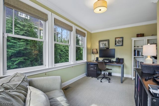 395 Meadowbrook Ln, South Orange Village Twp., NJ 07079