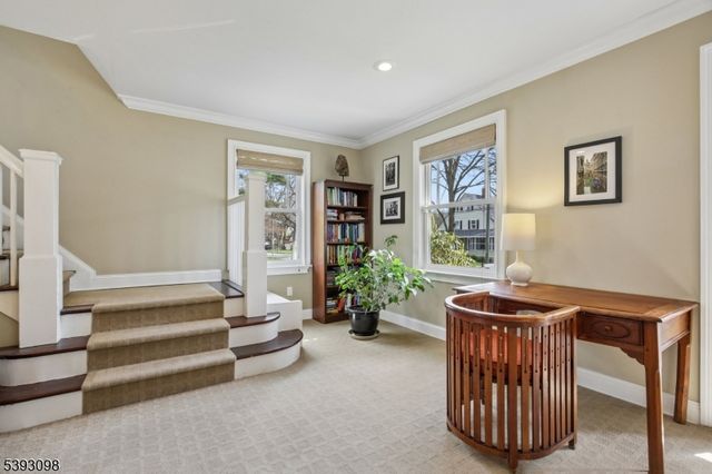 395 Meadowbrook Ln, South Orange Village Twp., NJ 07079