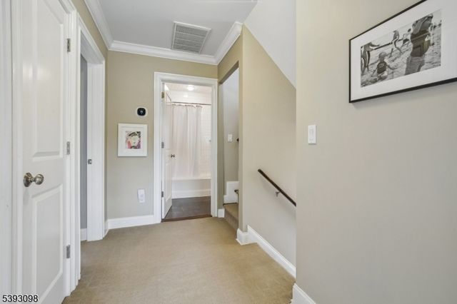 395 Meadowbrook Ln, South Orange Village Twp., NJ 07079