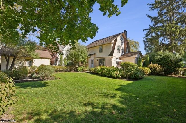 395 Meadowbrook Ln, South Orange Village Twp., NJ 07079