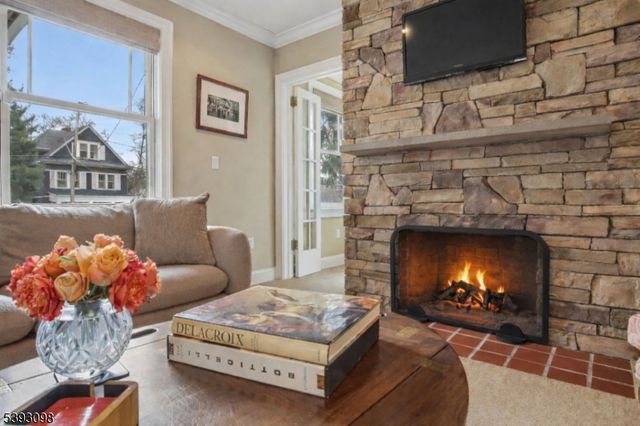 395 Meadowbrook Ln, South Orange Village Twp., NJ 07079