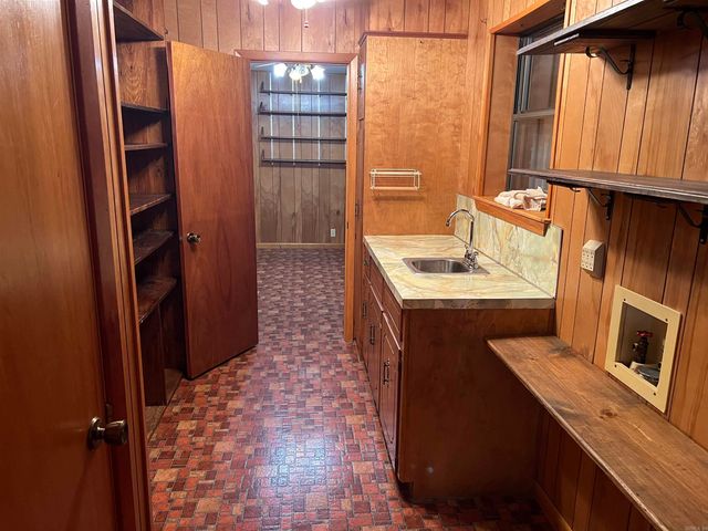 556 Davidson Rd, Beebe, AR 72012