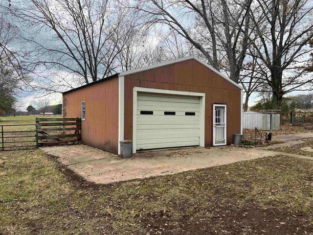 556 Davidson Rd, Beebe, AR 72012