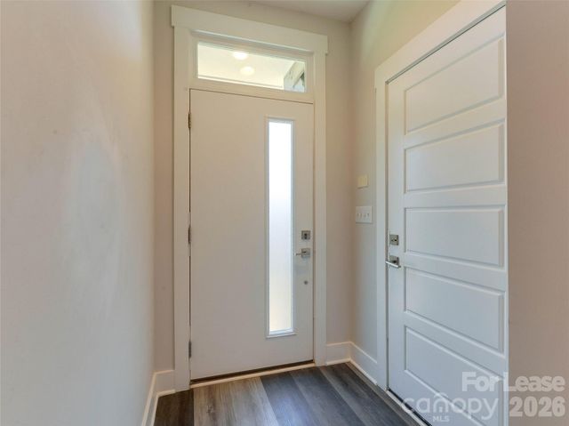 606 W End Drive, Charlotte, NC 28208