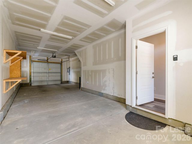 606 W End Drive, Charlotte, NC 28208