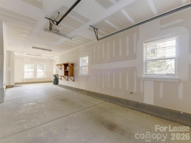 606 W End Drive, Charlotte, NC 28208