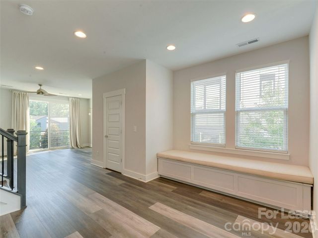 606 W End Drive, Charlotte, NC 28208
