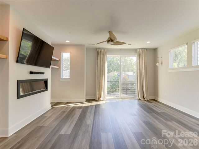 606 W End Drive, Charlotte, NC 28208