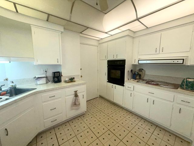 3233 NE 34th Street 1112, Fort Lauderdale, FL 33308